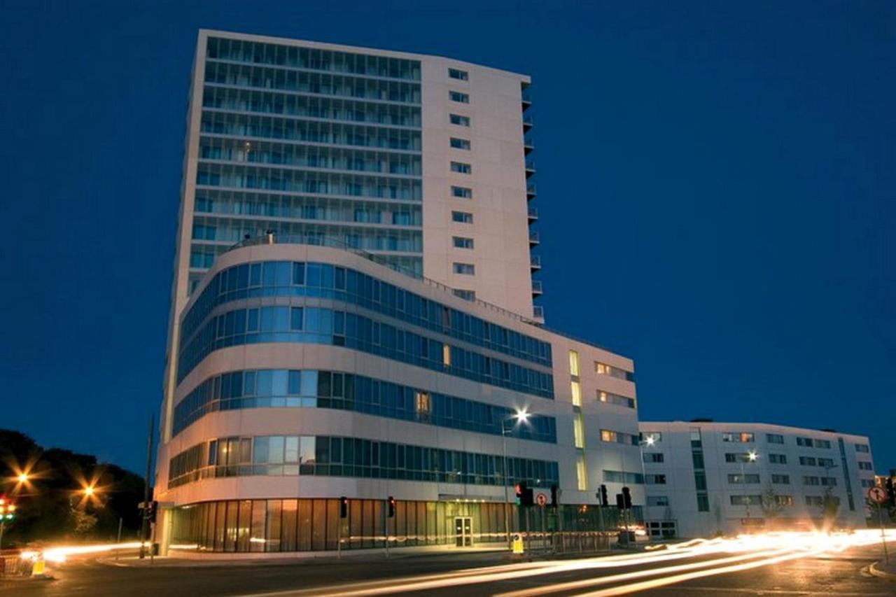 Metro Apartments Dublin Airport Экстерьер фото