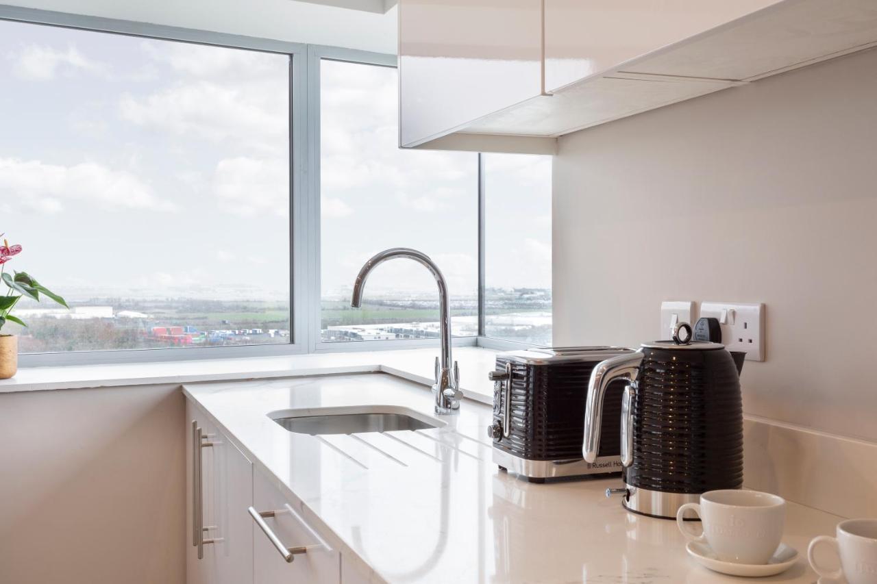 Metro Apartments Dublin Airport Экстерьер фото